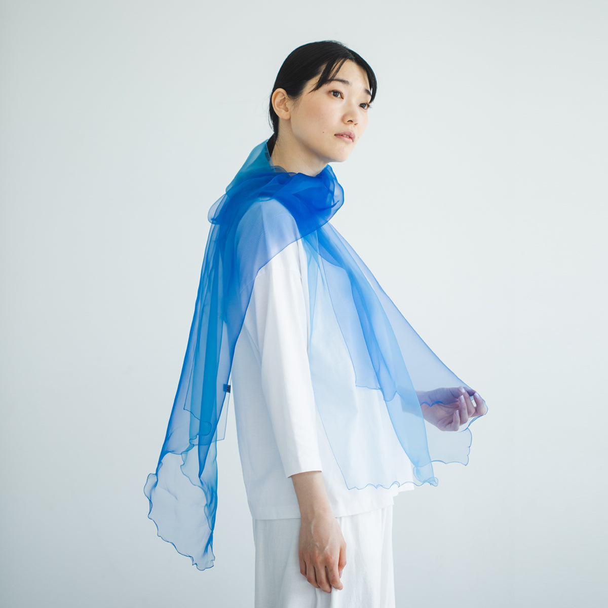 【天女の羽衣】 ストール 花 レッド 天池合繊 世界一薄いオーガンジー スカーフ 天女の羽衣】 ストール 花 レッド 天池合繊 世界一薄い